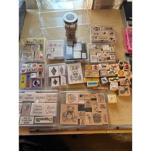 Huge stamper collection you're getting five stampers and a brand new ink pad +🎁
